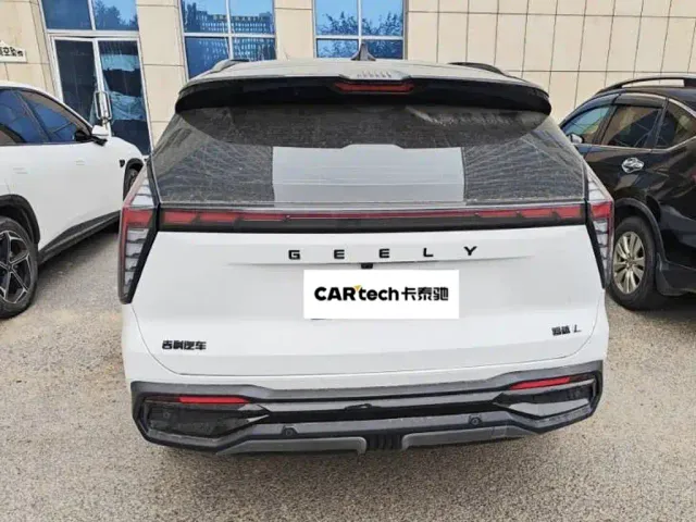 Geely Boyue L — Фото автомобиля 11