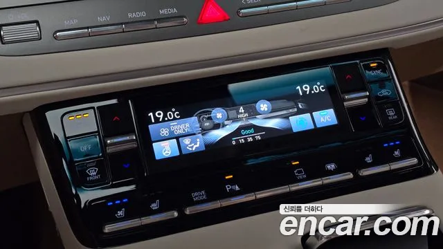 Hyundai Grandeur Exclusive — Фото автомобиля 17