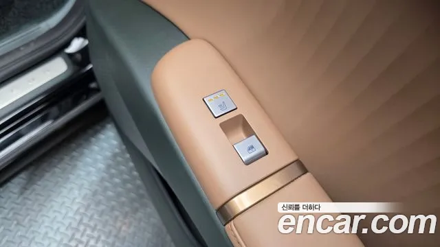 Hyundai Grandeur GN7 — Фото автомобиля 25