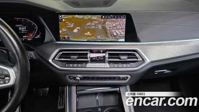 BMW X5 xDrive 40i M Sport — Фото автомобиля 11