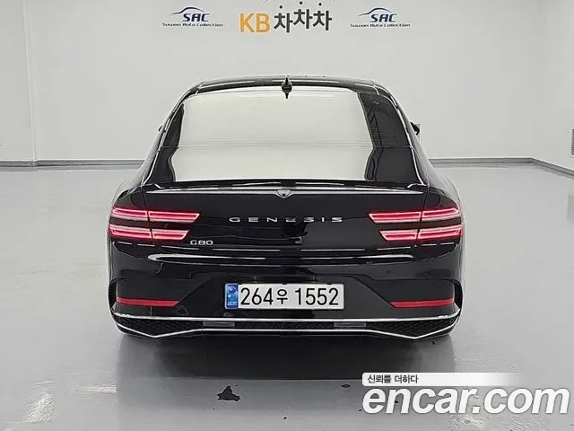 Genesis G80 RG3 — Фото автомобиля 3