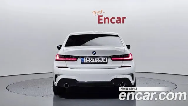 BMW 3-Series 3 серия (G20) 320i M Sport — Фото автомобиля 4