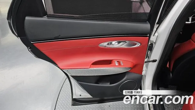 Genesis GV70 2.2 Дизель AWD — Фото автомобиля 23