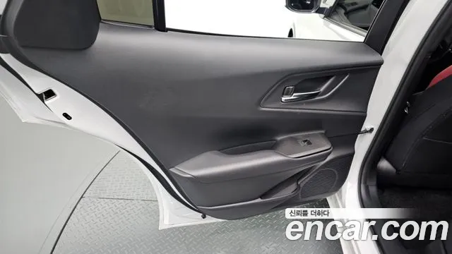 Toyota Prius — Фото автомобиля 24