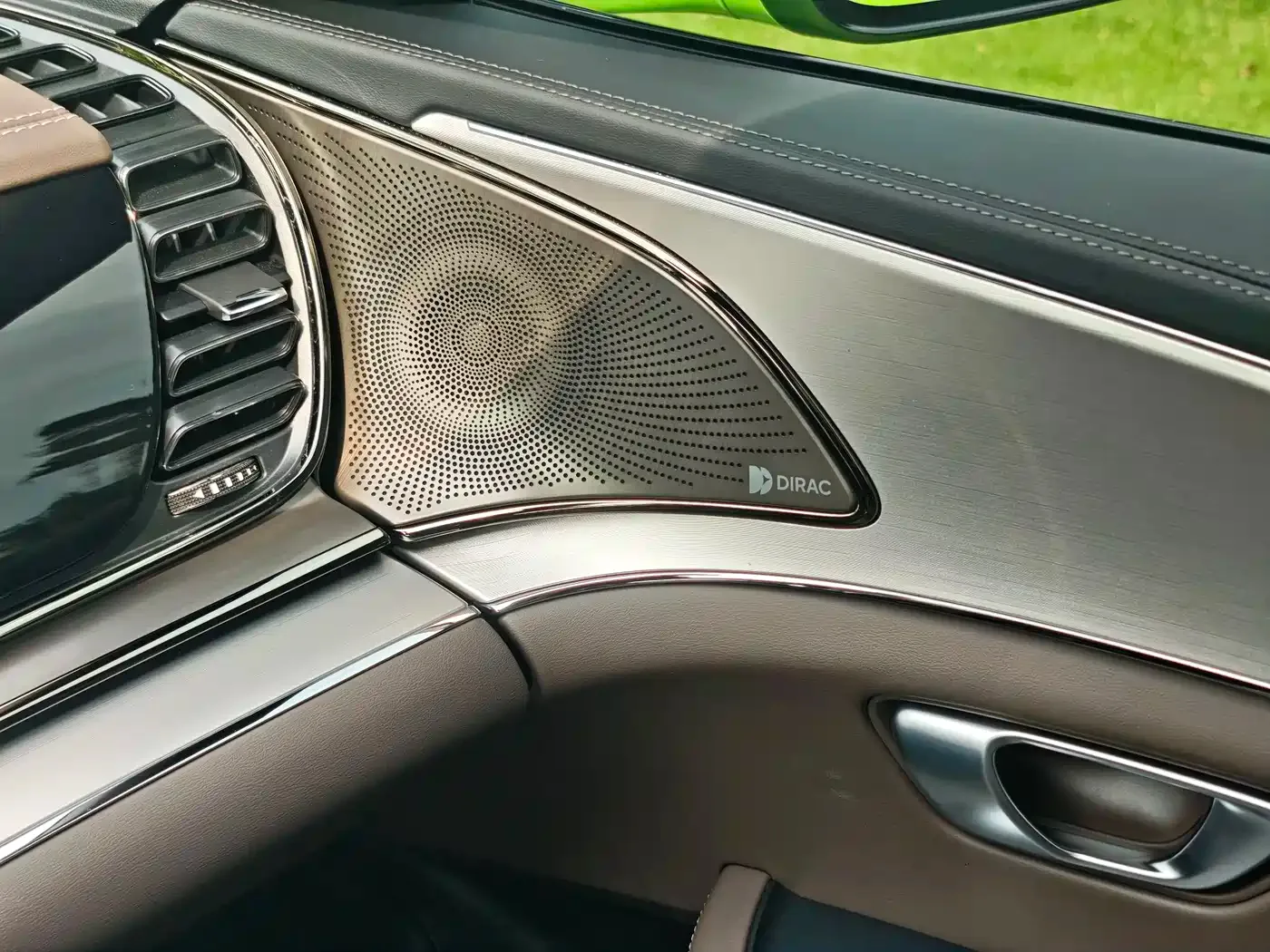 BYD Han 2020 EV Extended Range Luxury — Фото автомобиля 16