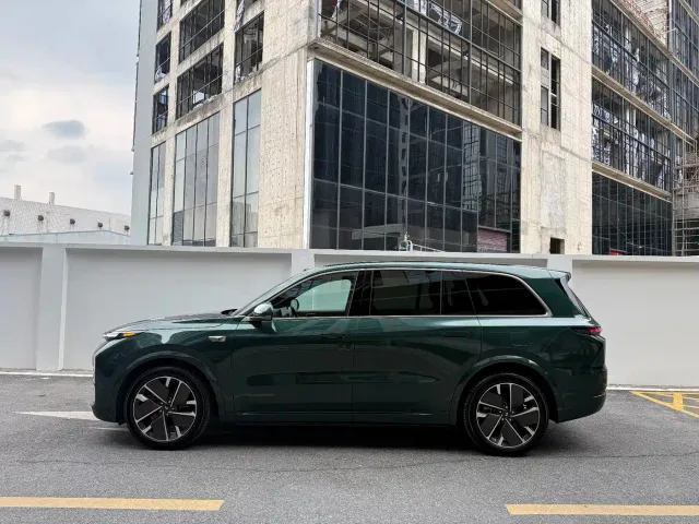 Li Auto L9 — Фото автомобиля 3