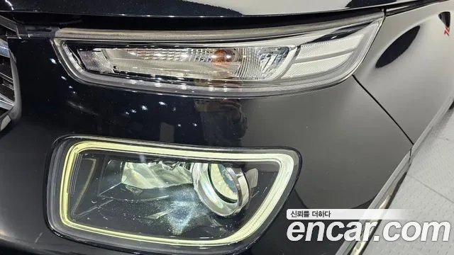 Hyundai Venue — Фото автомобиля 7