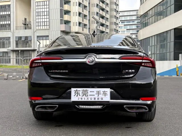 Buick LaCrosse — Фото автомобиля 13