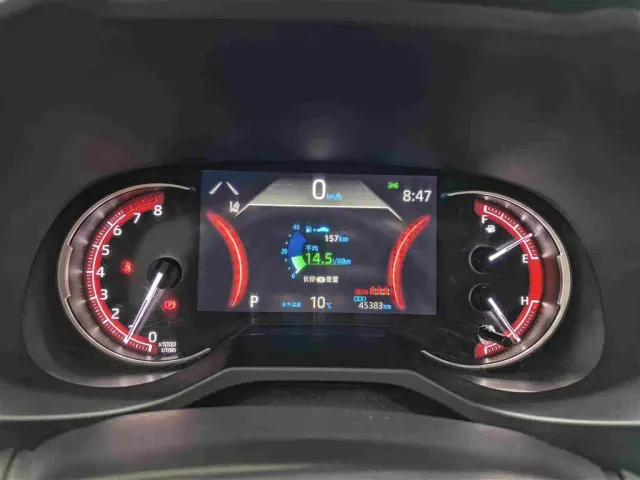 Toyota RAV4 — Фото автомобиля 18