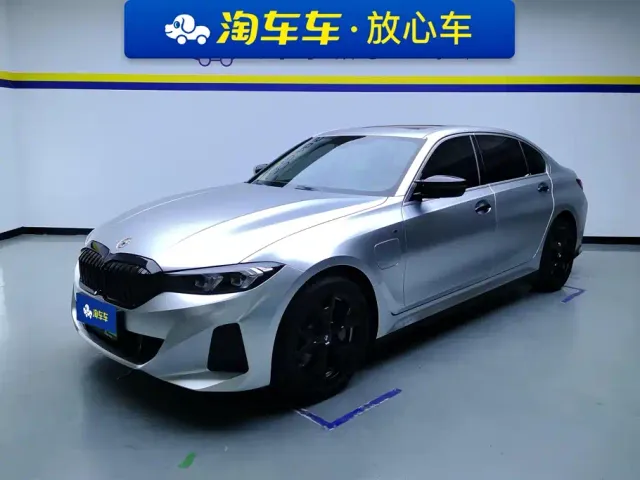 Фотография автомобиля — BMW i3
