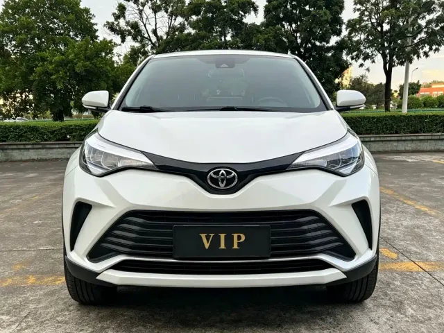 Toyota IZOA — Фото автомобиля 2