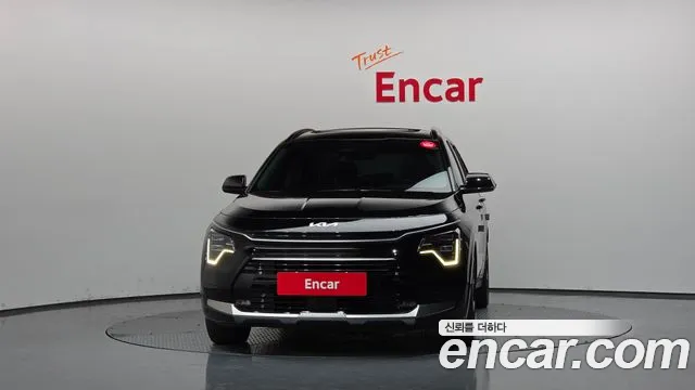 Kia Niro The All New Niro Signature — Фото автомобиля 3