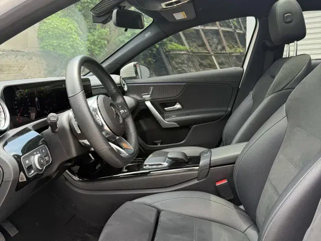 Mercedes-Benz A-Class — Фото автомобиля 4