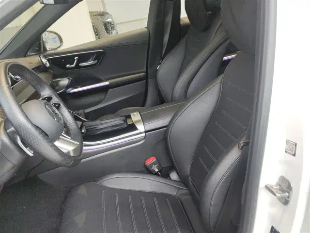 Mercedes-Benz C-Class — Фото автомобиля 14
