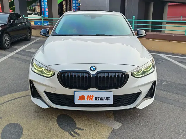 BMW 1 Series — Фото автомобиля 2