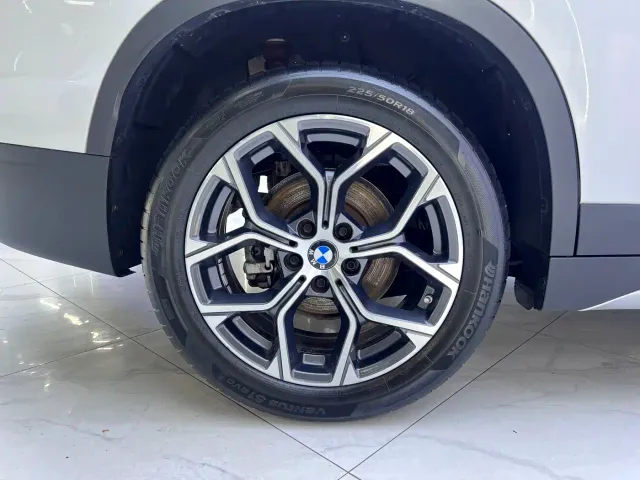 BMW X1 — Фото автомобиля 20