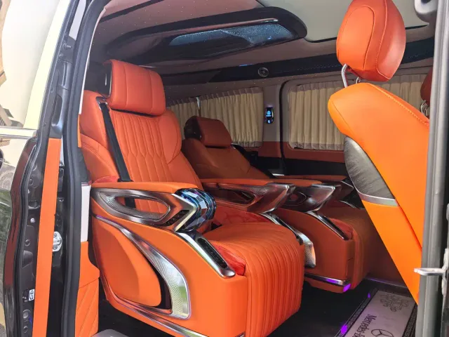 Mercedes-Benz V-Class — Фото автомобиля 8