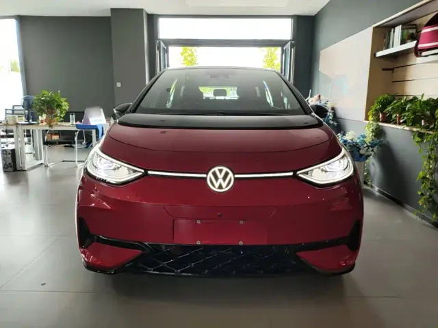 Volkswagen ID.3 — Фото автомобиля 2