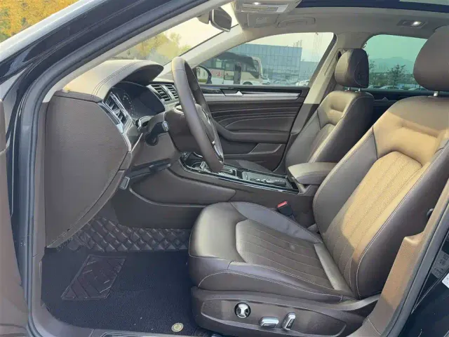 Volkswagen Phideon — Фото автомобиля 5