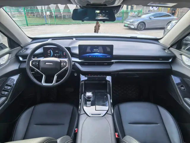 Haval H6 — Фото автомобиля 9
