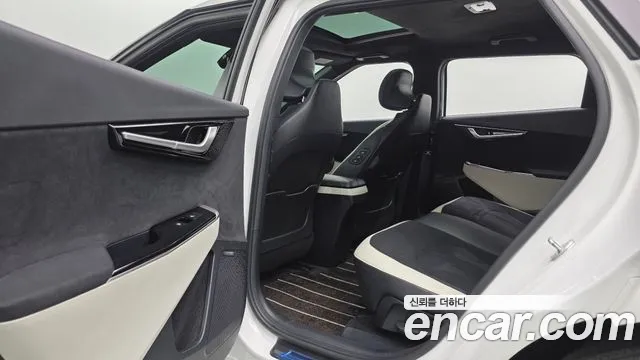 Kia EV6 — Фото автомобиля 29