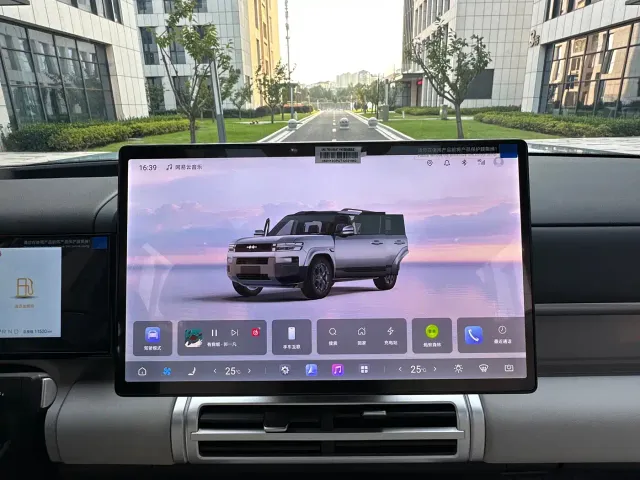 BYD FangChengBao Titanium 7 — Фото автомобиля 16