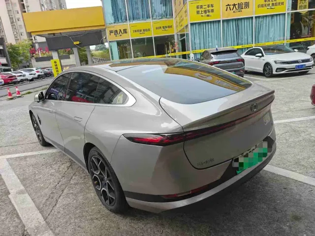 Changan Qiyuan A07 — Фото автомобиля 9