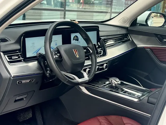 Hongqi HS5 — Фото автомобиля 8