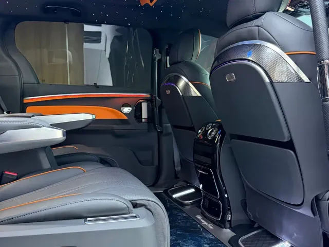 Toyota Granvia — Фото автомобиля 10