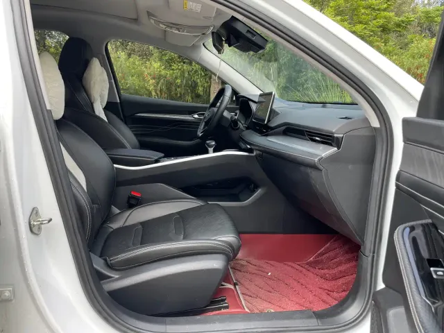 Geely Xingrui — Фото автомобиля 8