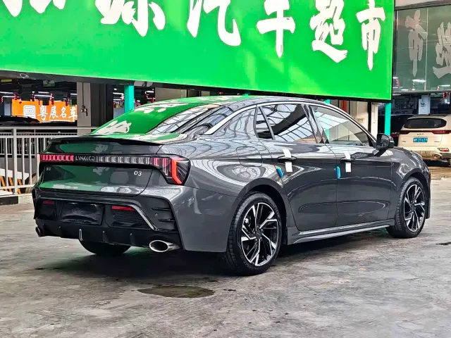 Lynk & Co 03 — Фото автомобиля 14