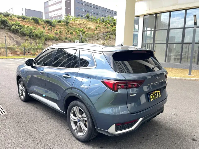 Ford Lingrui — Фото автомобиля 9