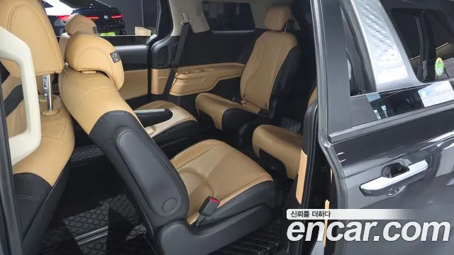 Kia Canival Carnival 4 поколение Бензин 9 мест Prestige — Фото автомобиля 12