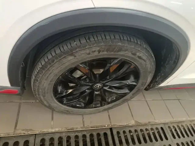 Changan X5 Plus — Фото автомобиля 22