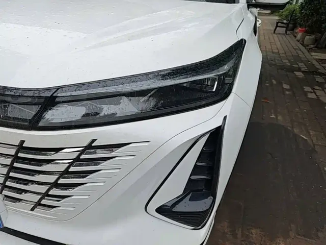 Changan CS75 Plus — Фото автомобиля 23