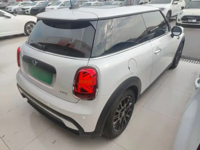MINI Hatch — Фото автомобиля 6