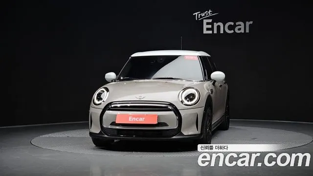 MINI Cooper — Фото автомобиля 3
