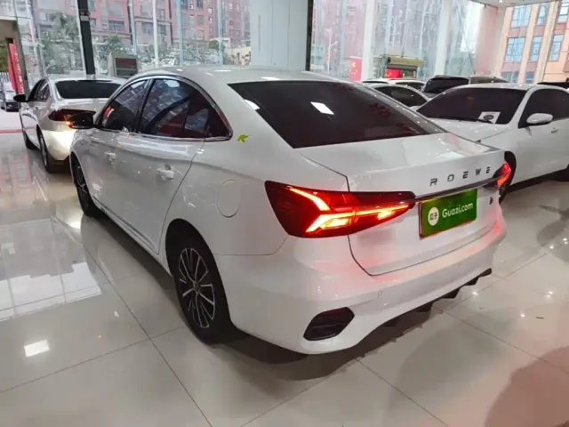 Roewe i5 — Фото автомобиля 4