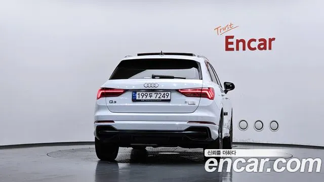 Audi Q3 35 TDI quattro Premium — Фото автомобиля 4