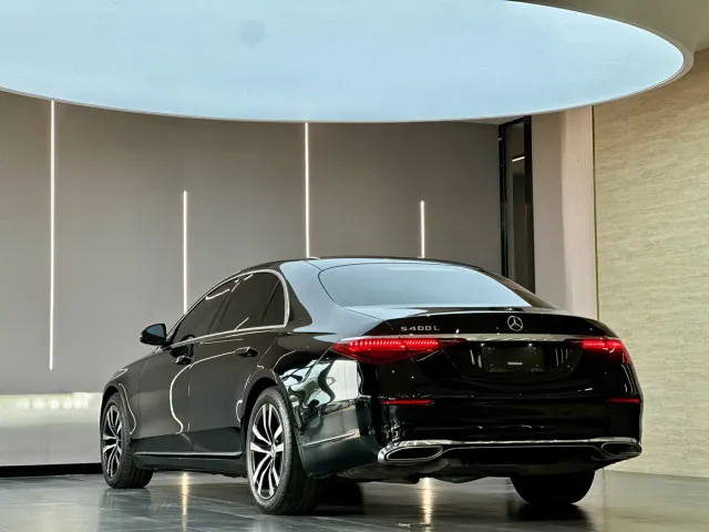 Mercedes-Benz S-Class — Фото автомобиля 10