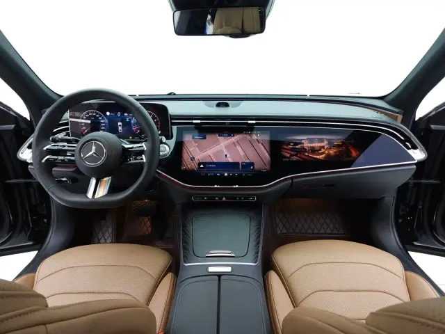 Mercedes-Benz E-Class — Фото автомобиля 7