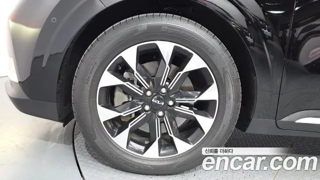 Kia Carnival 4th Gen — Фото автомобиля 5