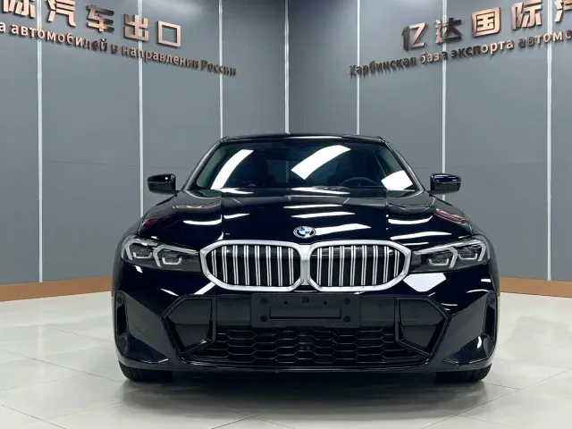 BMW 3 Series — Фото автомобиля 2