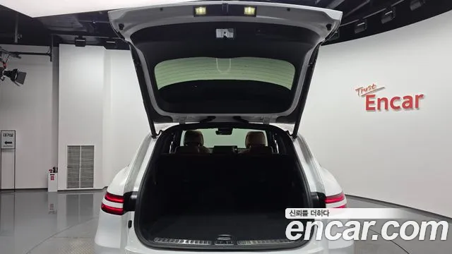Genesis GV70 — Фото автомобиля 26