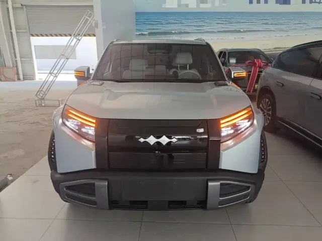 BYD FangChengBao Titanium 3 — Фото автомобиля 2
