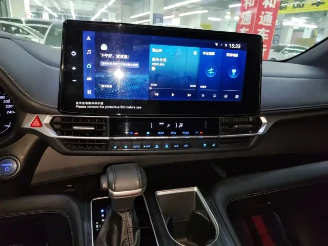 Toyota Sienna — Фото автомобиля 12