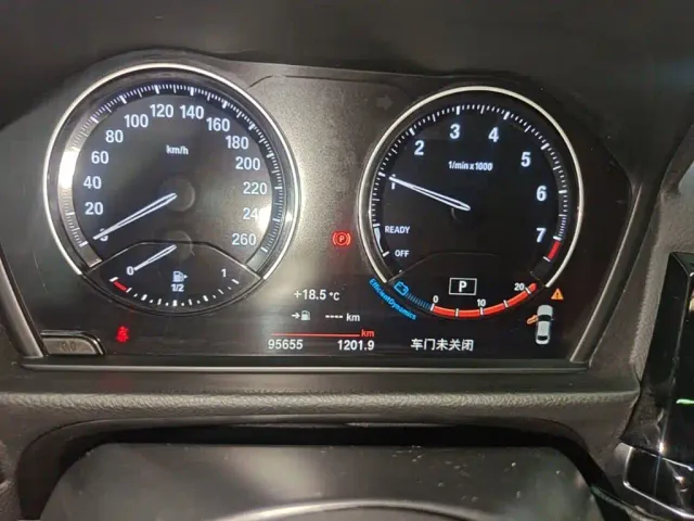 BMW 1 Series — Фото автомобиля 11
