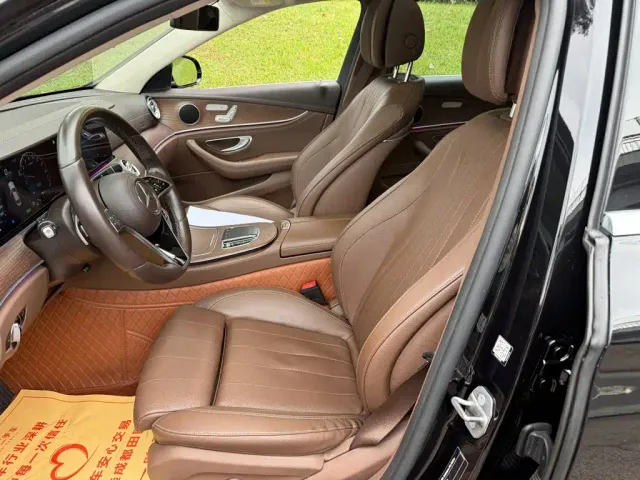 Mercedes-Benz E-Class — Фото автомобиля 8