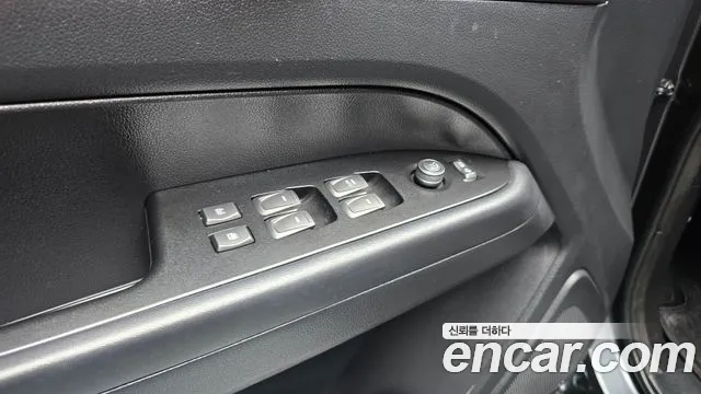 KG_Mobility_Ssangyong Rexton Новый Rexton Sport Дизель 2.2 4WD — Фото автомобиля 27