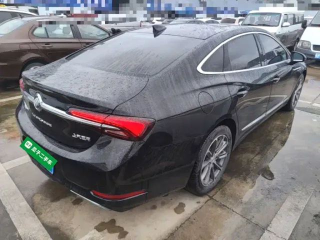 Buick LaCrosse — Фото автомобиля 6